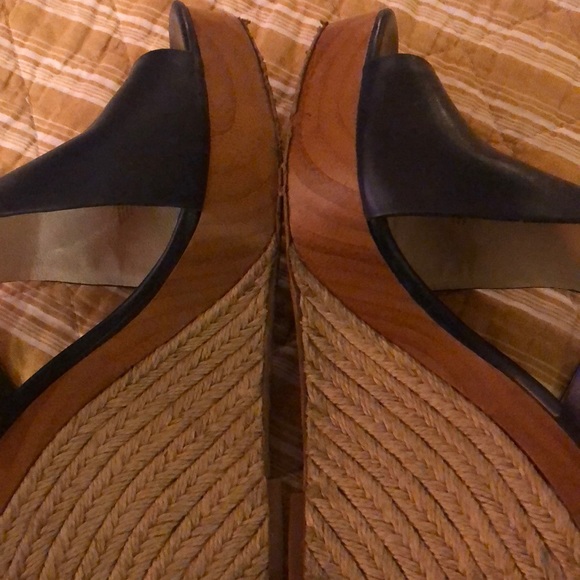 Michael/Michael Kors- Navy Blue Wedge - Picture 5 of 8